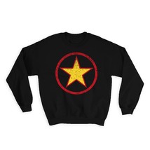 Vietnam Veteran : Gift Sweatshirt Yellow Red Star Flag Country War Distressed Vi - £22.77 GBP