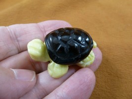 (Y-TUR-LAT-592) Black + Yellow 2 Piece Tortoise Turtle Carving Figurine Gemstone - £10.52 GBP