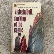 The King of the Castle Gothic Romance Paperback Book by Victoria Holt 1968 - £9.74 GBP