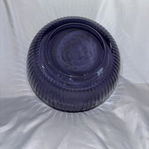 Pyrex Purple Large 4.5 Quart Glass Ribbed Mixing Nesting Bowl Made In USA - $17.99