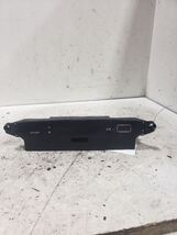 Info-gps-tv Screen Display Screen Clock Le Fits 04-06 Camry OEM - $34.45