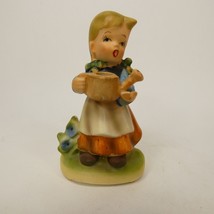 Napcoware Japan C7364 Girl With Watering Can Figurine  3.5&quot; tall Vintage KDJ&amp;E - £7.23 GBP