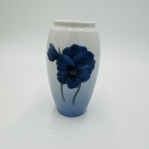 Bing &amp; Grondahl Denmark 5” Porcelain Vase Blue Ombre Pansy Floral Vintage - $60.78