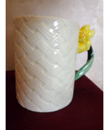 F.T.D White with Yellow Flower Ceramic Mug (#2812).  - $396.10 MXN