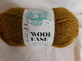 Lion Brand Wool Ease Thick &amp; Quick Flax Dye Lot 633244 - £4.69 GBP