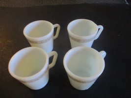 Set Of 4 Pyrex White Brown Crazy Daisy Spring Blossom D-Handle Coffee Mugs - $16.94 CAD