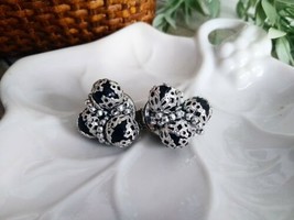 VTG Clip-On earrings Cluster Black Beads Wrapped in Decorative Silver Hong Kong  - £6.05 GBP