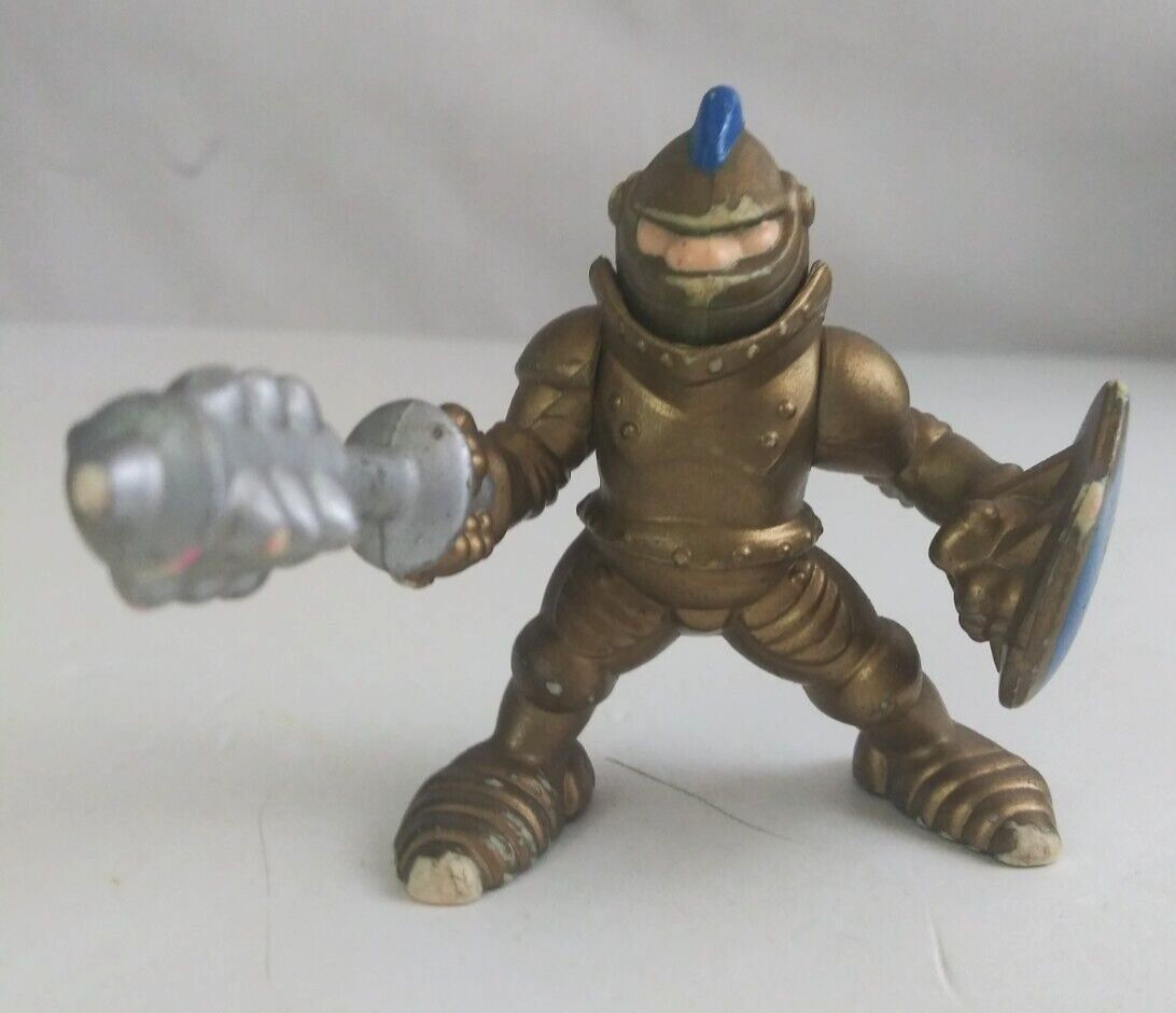 1994 Fisher Price Great Adventures Castle Lion Knight With Mace & Shield 2.5" - $3.87