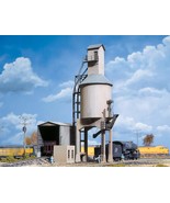 Walthers Cornerstone Series Kit HO Scale Concrete Coaling Tower Grey, 8 ... - €47,00 EUR