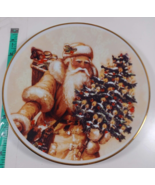 8 inch santa with tree plate on back say ross 2002 looks like it could b... - £7.78 GBP