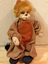 Vintage Gilde Handwerk Geschmackvolle Geschenkideen Doll Lion Clown Brown - £31.91 GBP
