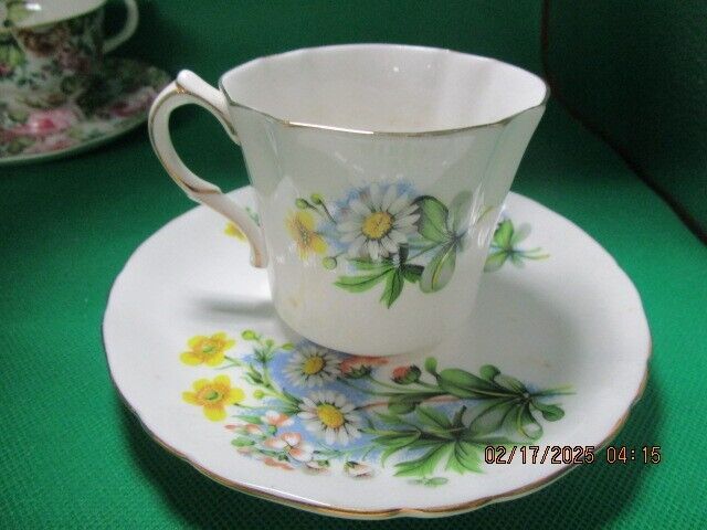 THE FLOWERS OF SHAKESPEARE ROYAL AVON ENGLAND TEA CUP / SAUCER DAISIES [65] - $54.45