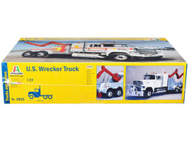 Skill 4 Model Kit U.S. Wrecker Tow Truck 1/24 Scale Model Italeri - $125.78