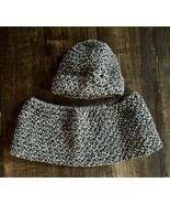 Crochet Knit Beanie and Neck/Shoulder Wrap Cowl Marled Black - $267.12 MXN