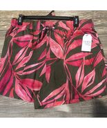 Women's Time and Tru Floral Red Linen Blend Pull-On Shorts Size Medium. ... - $267.49 MXN