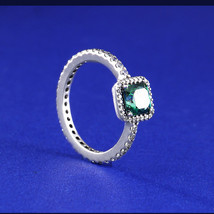 925 Sterling Silver Timeless Elegance,Green Crystal Ring  - £14.85 GBP