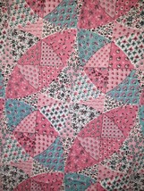 VTG 35&quot;x58&quot; Fabric Novelty Pink Blue Black &amp; White Drunkard&#39;s Path Quilt... - £8.50 GBP