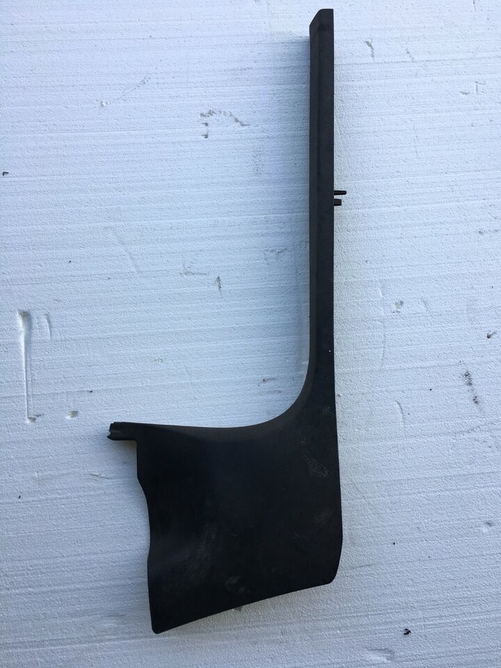 2002 2003 2004 2005 AUDI A4 B6 - FRONT RIGHT LOWER A PILLAR TRIM / KICK ... - $18.20