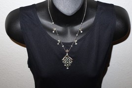 Vtg Necklace Faux Pearls Silver Tone Green Brwn Rhinestones Dangle Penda... - $17.00