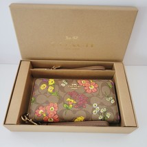 Coach CR632 Boxed Long Zip Around Wallet Signature Floral Wristlet Clutc... - $123.28