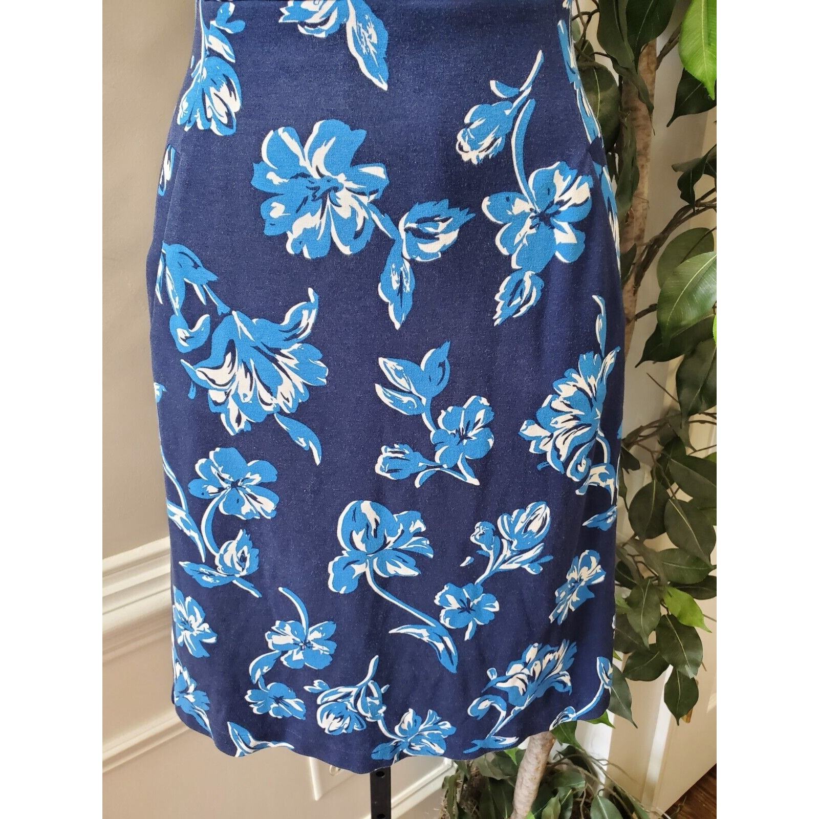 Lands' End Women Blue Floral Polyester Round Neck Sleeveless Knee Length Dress 2 Item image 4