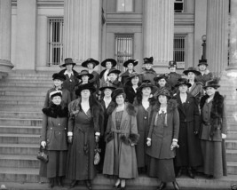 Women&#39;s Liberty Loan Committee Washington DC 1917 New World War I WWI 8x... - £6.91 GBP