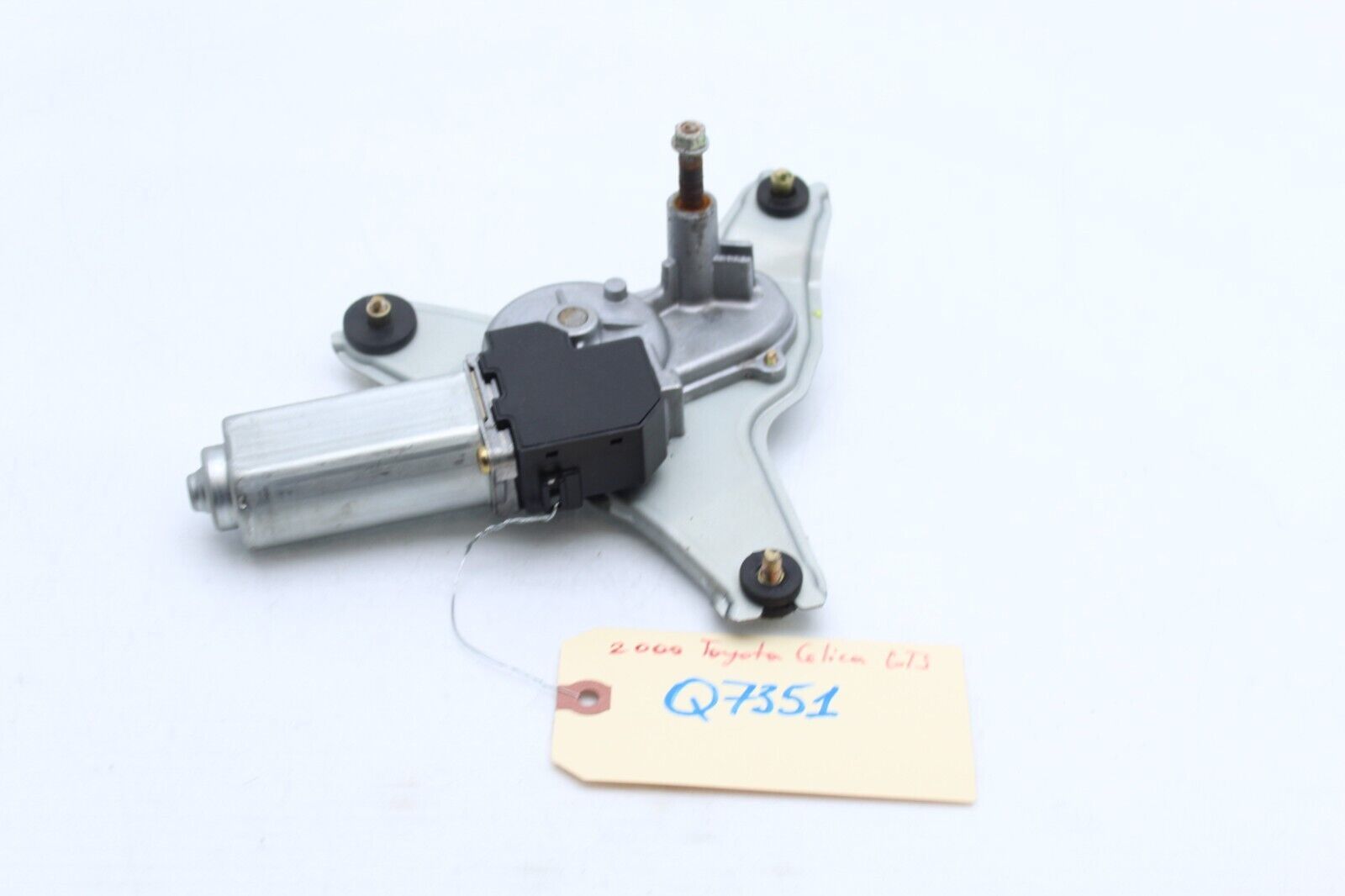 00-05 TOYOTA CELICA REAR WINDSHIELD WIPER MOTOR Q7351 - $51.56