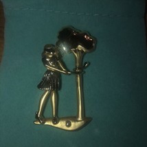 Vintage Golfing Girl Pin Brooch Gold Tone Cute - $14.58