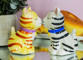 Ebros Kissing Orange And Gray Striped Tabby Cats Salt And Pepper Shakers Set - £13.58 GBP
