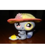 Littlest Pet Shop LPS 597 Purple Lavender Raccoon Pink Flower Hat Cake F... - $175.77 MXN