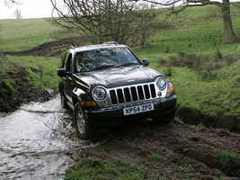 Jeep Cherokee [UK] 2005 Poster 24 X 32 | 18 X 24 | 12 X 16 #CR-1410026 - $19.95+
