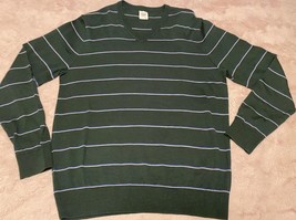 Mens GAP Pullover  100% merino wool sweater Large stripe - $15.88
