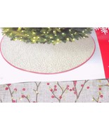 NEW 52&quot; Holly Berry Branch Brown Red Christmas Tree Skirt Rustic Cabin F... - £18.98 GBP