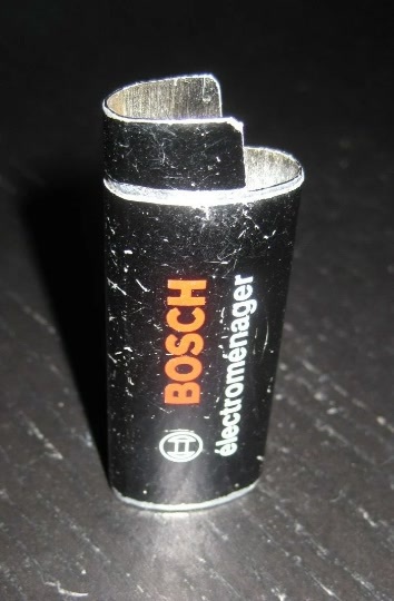 Vintage BOSCH ELECTROMENAGE Electronics Company Metal Lighter Case Holder - $5.99