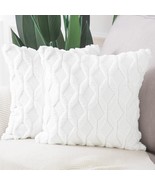 Jill Zarin Geo Diamond Decorative Pillow, 18&quot; X 18&quot; - White - $636.74 MXN