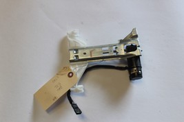 2006-2010 BMW E60 525i LEFT SIDE DRIVER HEADREST MOTOR RAIL ADJUSTER  R3621 - $41.39