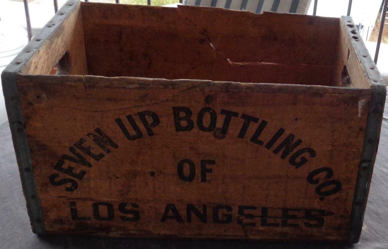 Vintage 7-Up Bottling Company of Los Angeles Wooden Crate - NICE VINTAGE CRATE - $98.99