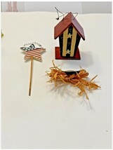 Wooden Rustic Decorative BIRDHOUSE, Flag Star Floral, raffia Bow USA Pat... - $26.99