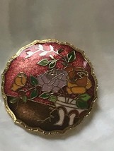 Estate Red &amp; Brown Enamel Scalloped Edge Goldtone Circle with Pink &amp; Yellow Rose - £9.74 GBP