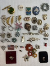 Vintage Brooch Pin Jewelry Lot 45 Pc Cameo Flag Starburst Turquoise Flowers - £55.54 GBP