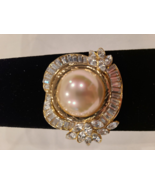 Vintage Yellow Gold Tone Brooch Pin Large Faux Pearl Clear Faceted Rhine... - £59.25 GBP