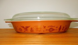 Pyrex Early American brown &amp; gold 1.5 quart divided covered casserole dish - £19.98 GBP