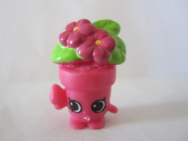 Shopkins: Season 4 figure #4-057 - dark pink Peta Plant - £1.12 GBP