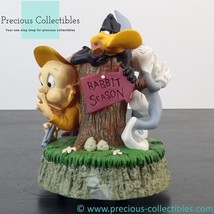 Extremely rare! Vintage Daffy Duck, Elmer Fudd and Bugs Bunny music box. - £234.94 GBP