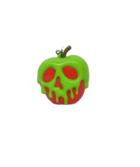 Bath & Body Works Villains Poison Apple Evil Queen Hand Sanitizer Holder... - €11,15 EUR Bath & Body Works Villains Poison Apple Evil Queen Hand Sanitizer Holder... - €11,15 EUR