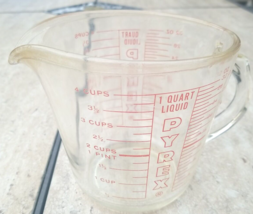 Vintage Pyrex Measuring 4 Cup 1 Qt 4 Cup 532 D Handle No Metric Red Print Glass - £22.15 GBP