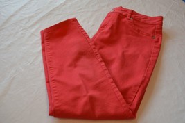 Artisan NY Women&#39;s Ladies Size 12 Large Denim Capri Faded Red GUC - £14.34 GBP