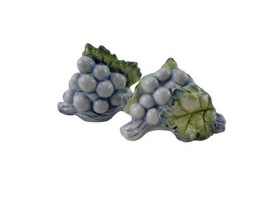 Vintage Fitz and Floyd Salt and Pepper Shakers Grapes Ceramic Hand Painted Decor - £13.41 GBP