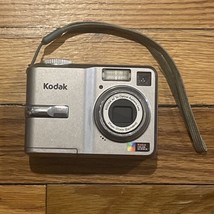Camera with Case for Parts......AS IS...... Kodak C743 - $10.50