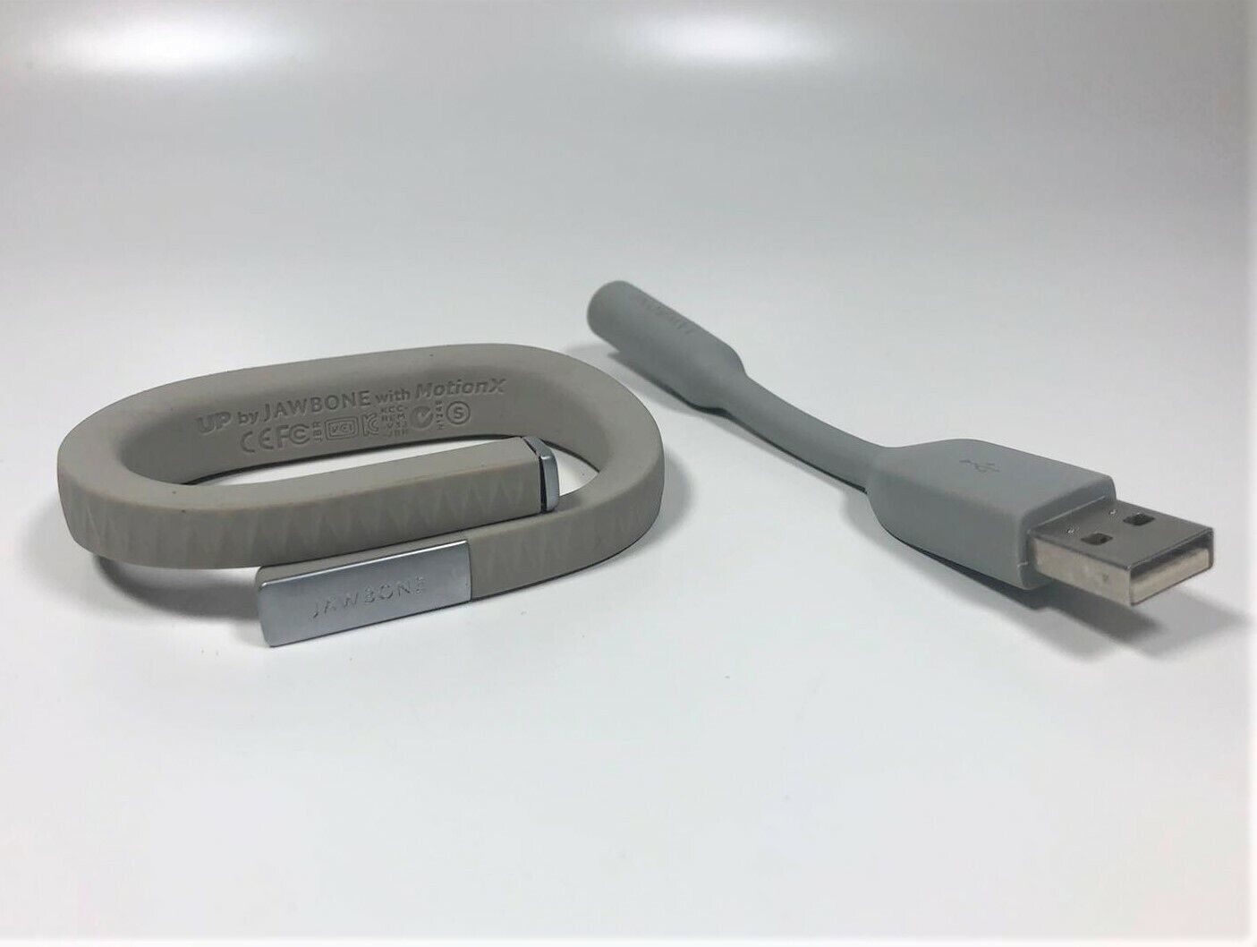 Bis Von Jawbone Fitness Tracking Armband IN Grau - Klein - $7.91